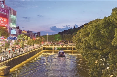 夜游姚江